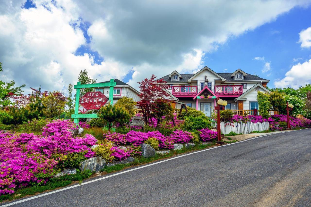 Pungcha & Herb Pension Pyeongchang Eksteriør billede
